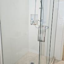 Photo of Barry Kersel's room