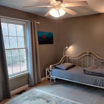 Photo of Fight inflation..get a roommate's room