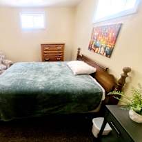 Photo of Leslie's room