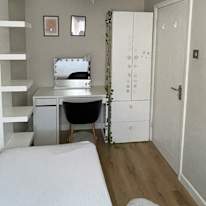 Photo of Ig's room