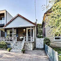 Photo of Farzad's room