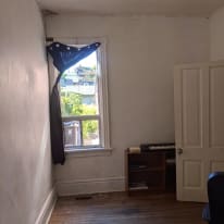 Photo of Run Down House's room