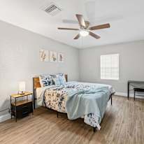 Photo of PadSplit's room