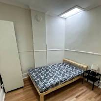 Photo of Atbin's room