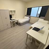 Photo of Harry Lee's room