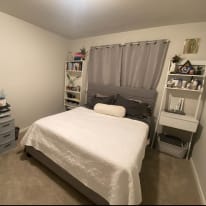Photo of RooomsRental's room