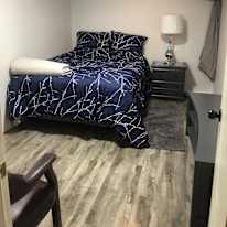 Rooms Available's room