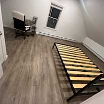 Photo of Amin Dehkharghani's room