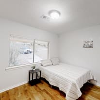 Photo of PadSplit's room