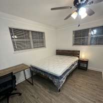 Photo of PadSplit's room