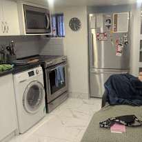 Narda Fuentes's room