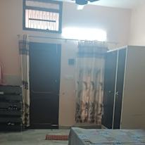 Photo of saqib hussain's room