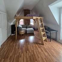 Photo of Bomi's room