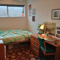 Photo of Atom's room