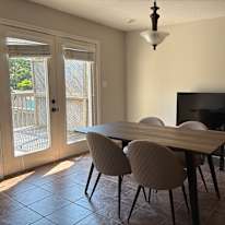 Diem Chi Doan's room