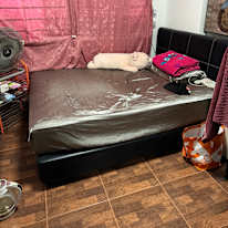 Photo of Raymond Chen's room