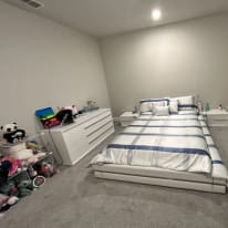 Photo of Noshad's room