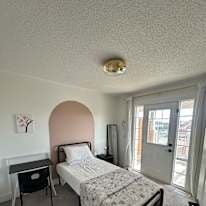 Photo of Pickering Room's room