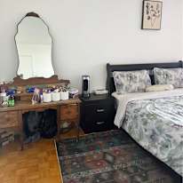 Shamo Elghoche's room