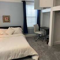Photo of PadSplit's room