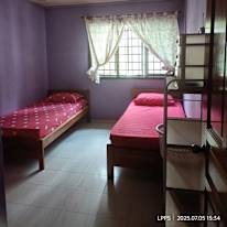 Photo of Kelvin Mark's room