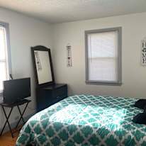 Photo of Momentum's room