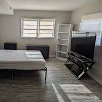 Photo of housearchnc's room