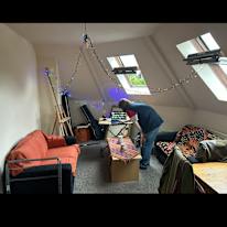 Photo of Leon's room