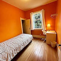 Photo of Shirin's room