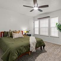 Photo of PadSplit's room