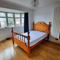 Photo of MAUREEN's room