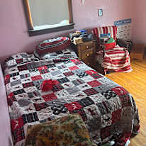 Photo of wayne murphy's room