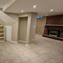 HONG TAI JIAO's room