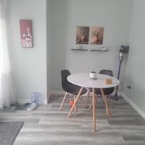 Samantha ghanem roska's room