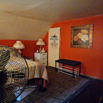 Photo of Beth Pompano's room
