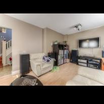 Photo of Shelley Long's room