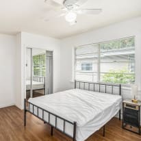 Photo of PadSplit's room