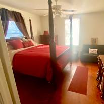 Photo of Ken's room