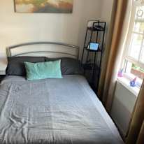 Photo of Jen's room