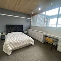 Photo of Rich james's room