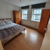 Photo of Alex-Marve's room
