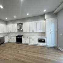 Photo of South Philly's room