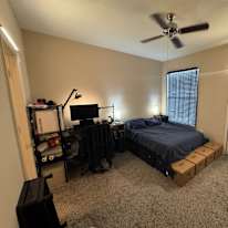 Photo of Rayn Clinger's room