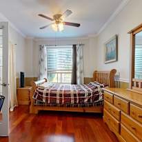 Photo of Julie TN's room