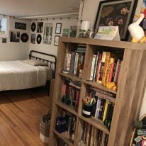 Photo of Lorri 's room