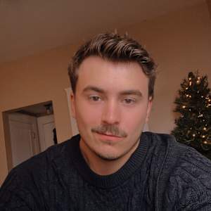 Photo of Aaron