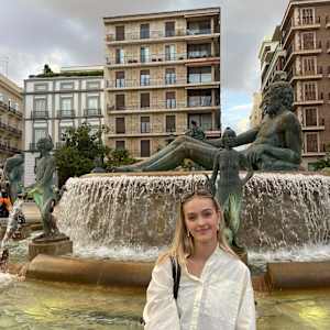 Photo of Laura