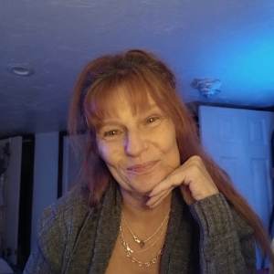 Photo of Tracey Thibault