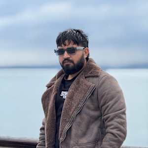 Photo of Safdar