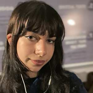 Photo of Emily Hart